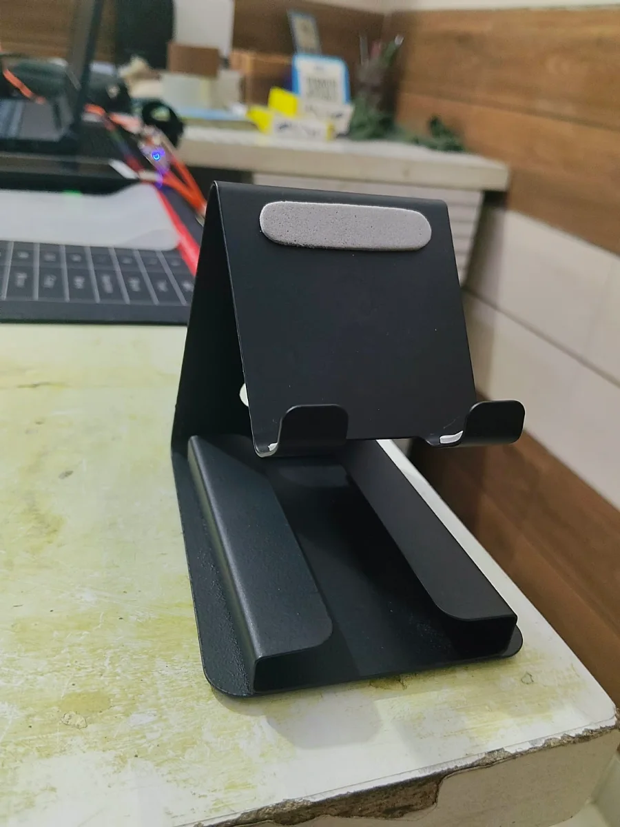 Metal mobile stand