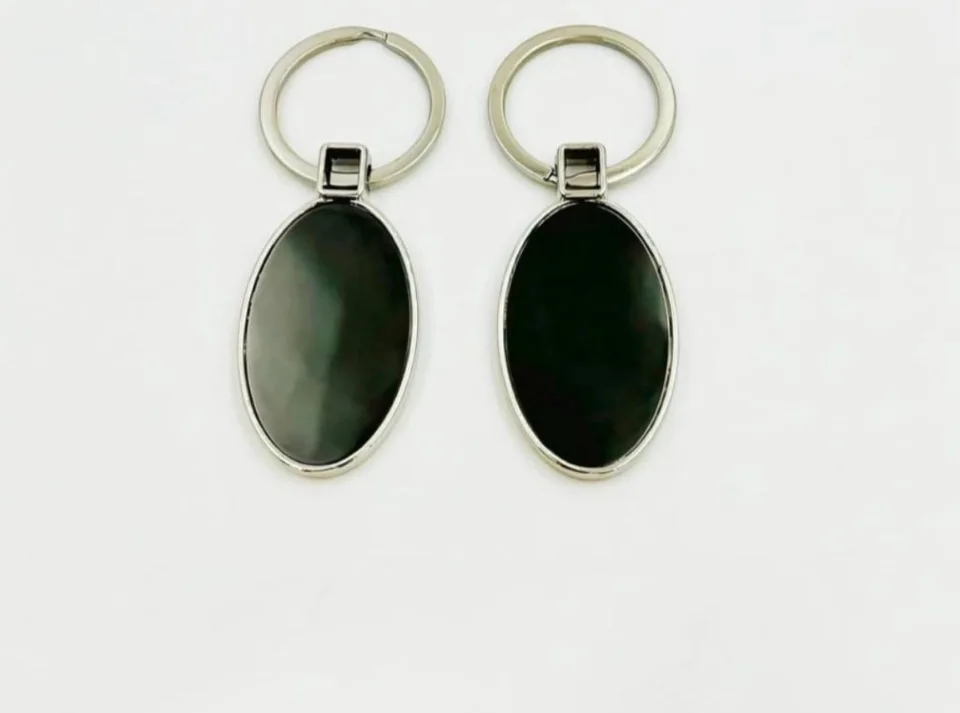 Oval metal keychain